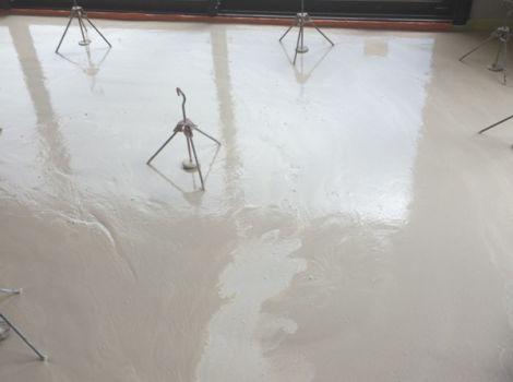 Chapes liquides en train de sécher